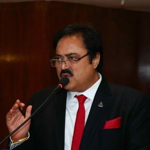 Meet your Posher, Sanjeev